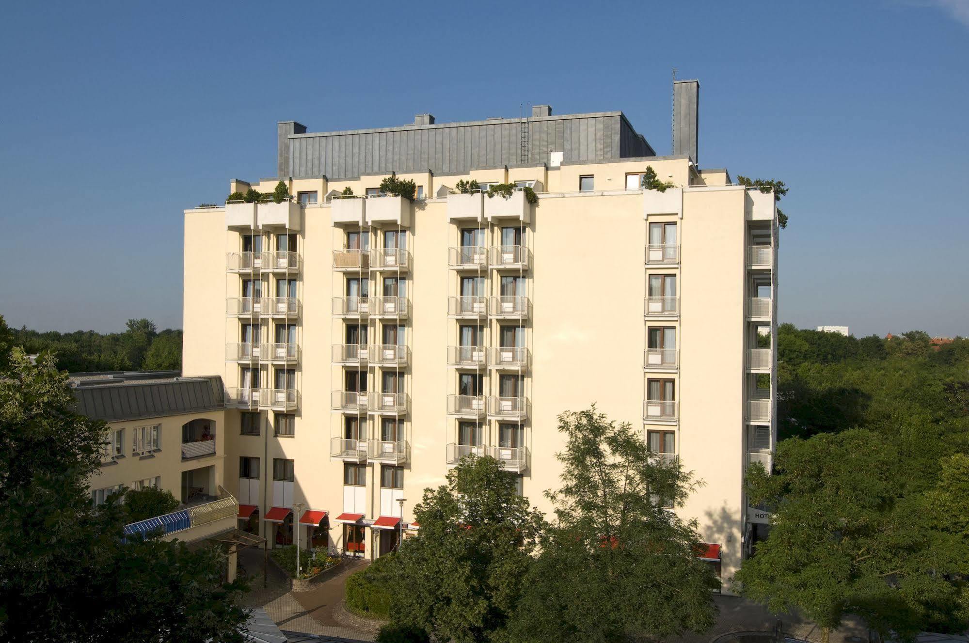 Hotel Gastehaus Forum Am Westkreuz Múnich Exterior foto