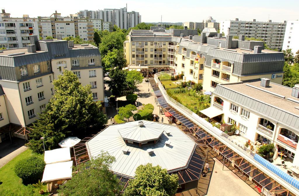 Hotel Gaestehaus Forum Am Westkreuz Múnich Exterior foto